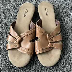 Clarks Tan Leather Slip On Sandals Size 6.5 Made In Brazil Macbeth Slides LN!